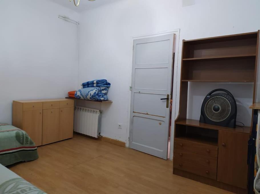 Amplio Piso En Centro Con Balcon Apartamento Cuenca  Exterior foto