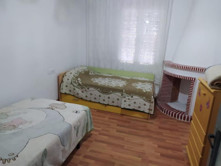 Amplio Piso En Centro Con Balcon Apartamento Cuenca  Exterior foto