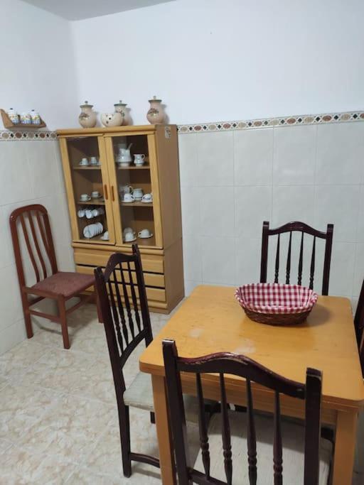 Amplio Piso En Centro Con Balcon Apartamento Cuenca  Exterior foto